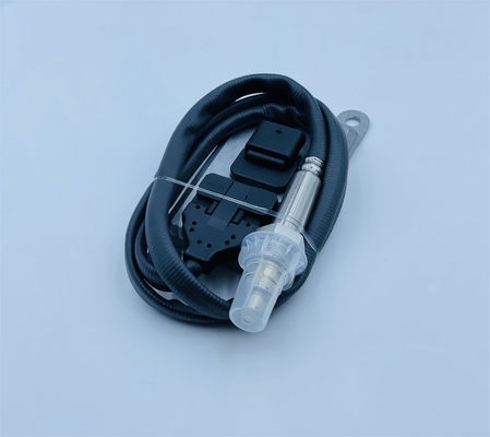 OEM 8983023940 ISUZU 5WK97206A89830-23940のための窒素ノックスセンサー