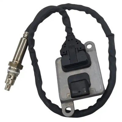 メルセデス・ベンツ W164 W205 OEM A0009055106用の12V窒素酸素NOXセンサー