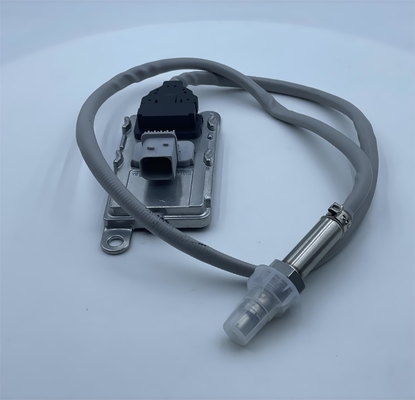 MAN トラック用窒素酸化物ノックスセンサー OEM 51154080031 SNS3061