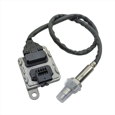 メルセデス・ベンツ W238 OEM A0009058111 SNS1006用の12VNOxセンサー