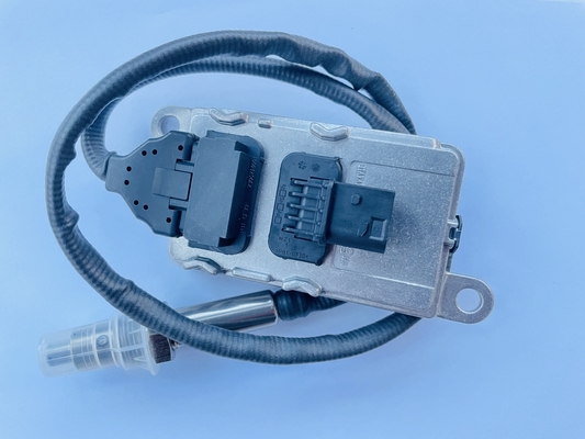 DAF 2006245 5WK96661DのためのOEの標準2012のトラック エンジン窒素化合物センサー